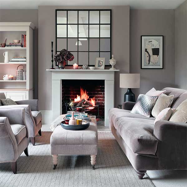 Sıcak trüf renkleri, içlerindeki pembe notalarla fildişi geçişleri