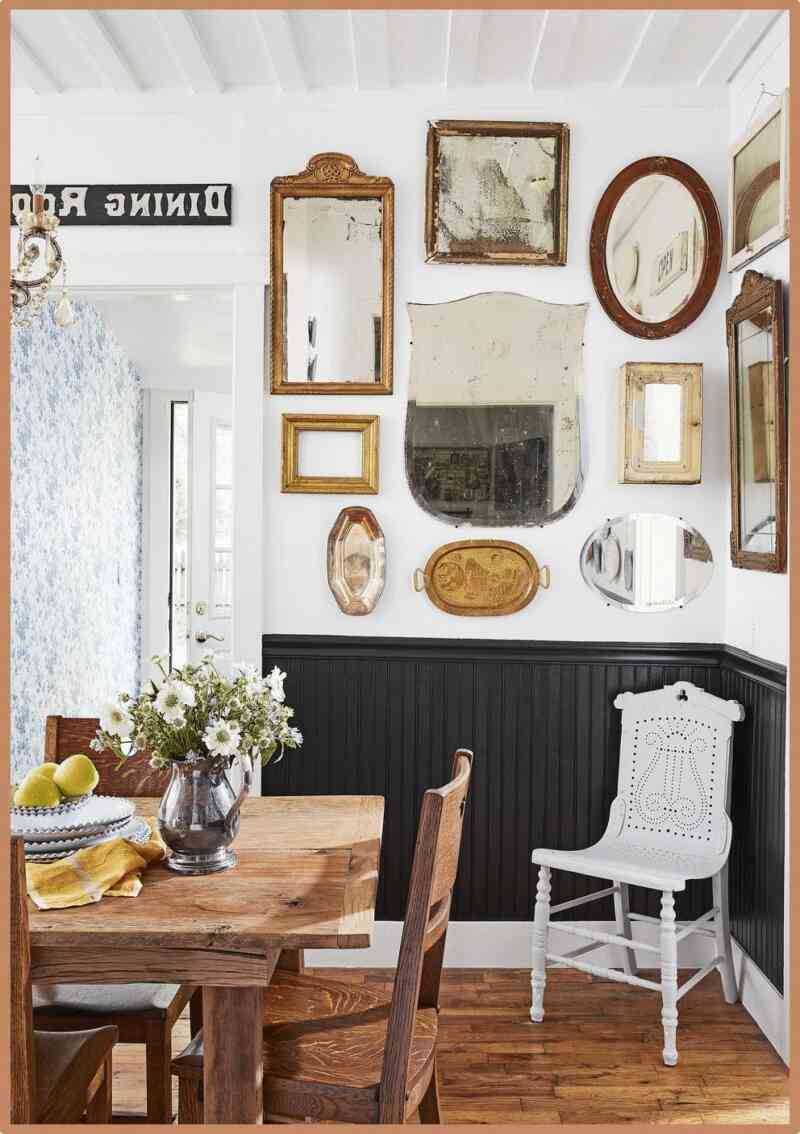 Aynalar, rahat bir alanın daha parlak ve aydınlık görünmesine yardımcı olurlar.